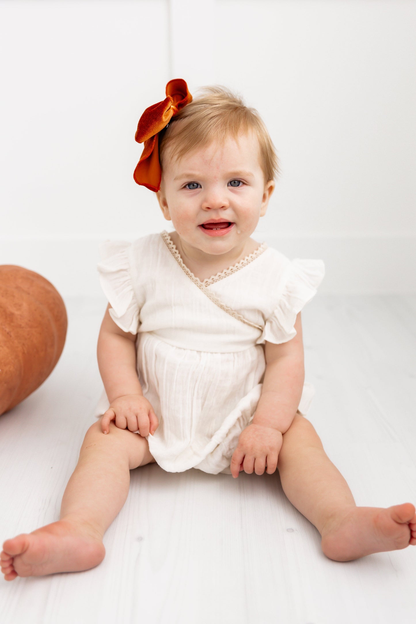 Double Gauze Off-White Solid Neck Lace & Sleeve Ruffle Romper Romper Yo Baby India