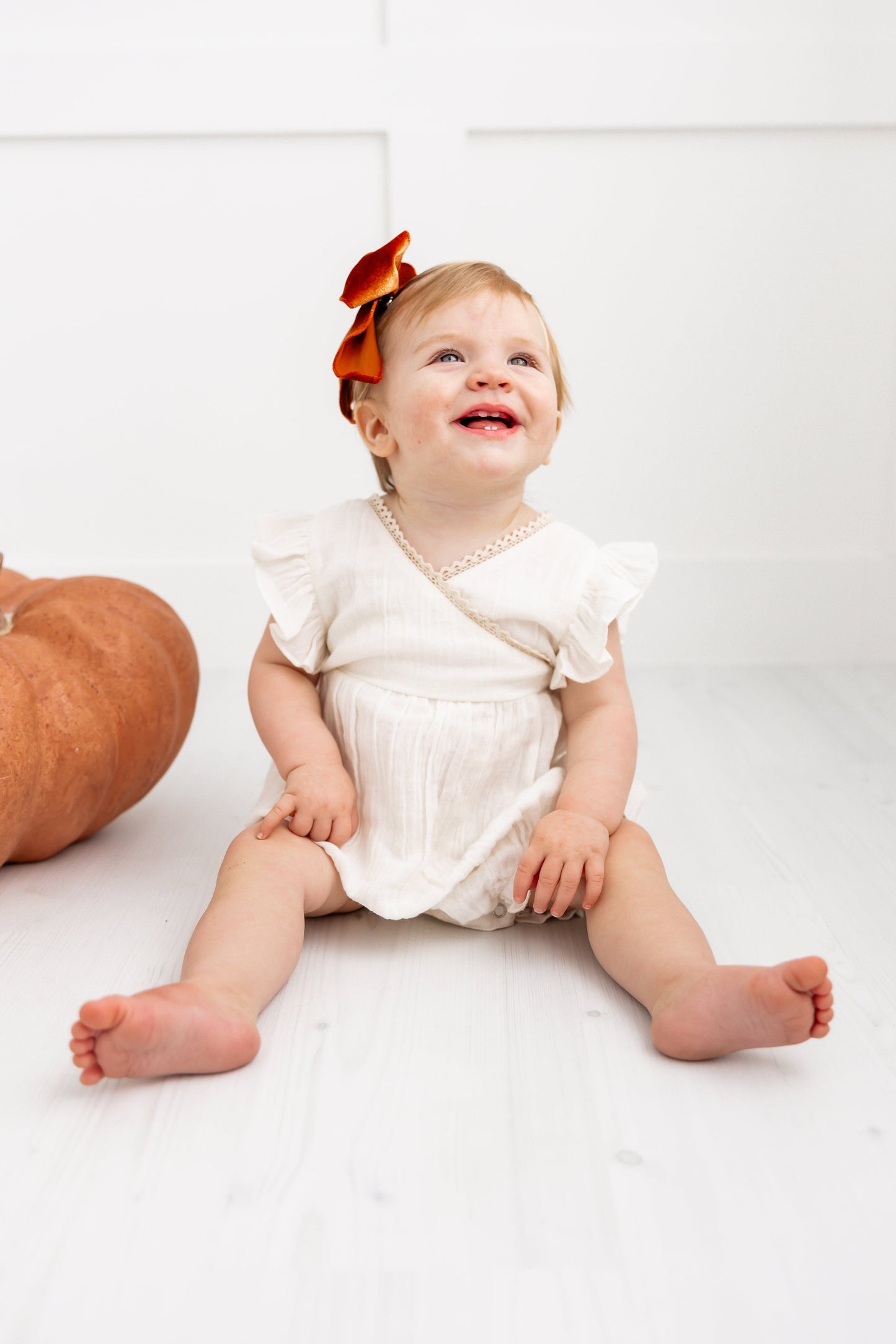 Double Gauze Off-White Solid Neck Lace & Sleeve Ruffle Romper Romper Yo Baby India