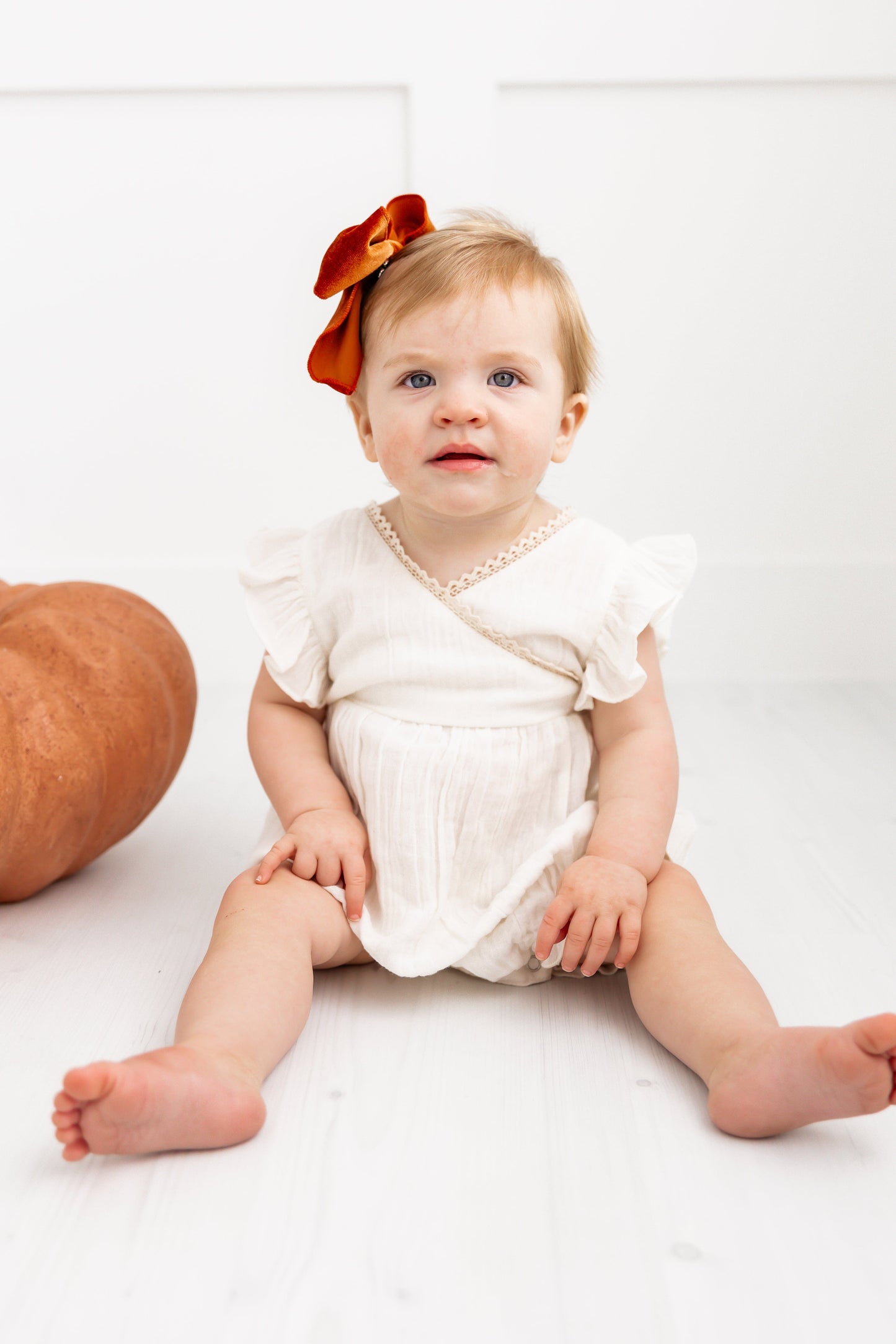 Double Gauze Off-White Solid Neck Lace & Sleeve Ruffle Romper Romper Yo Baby India