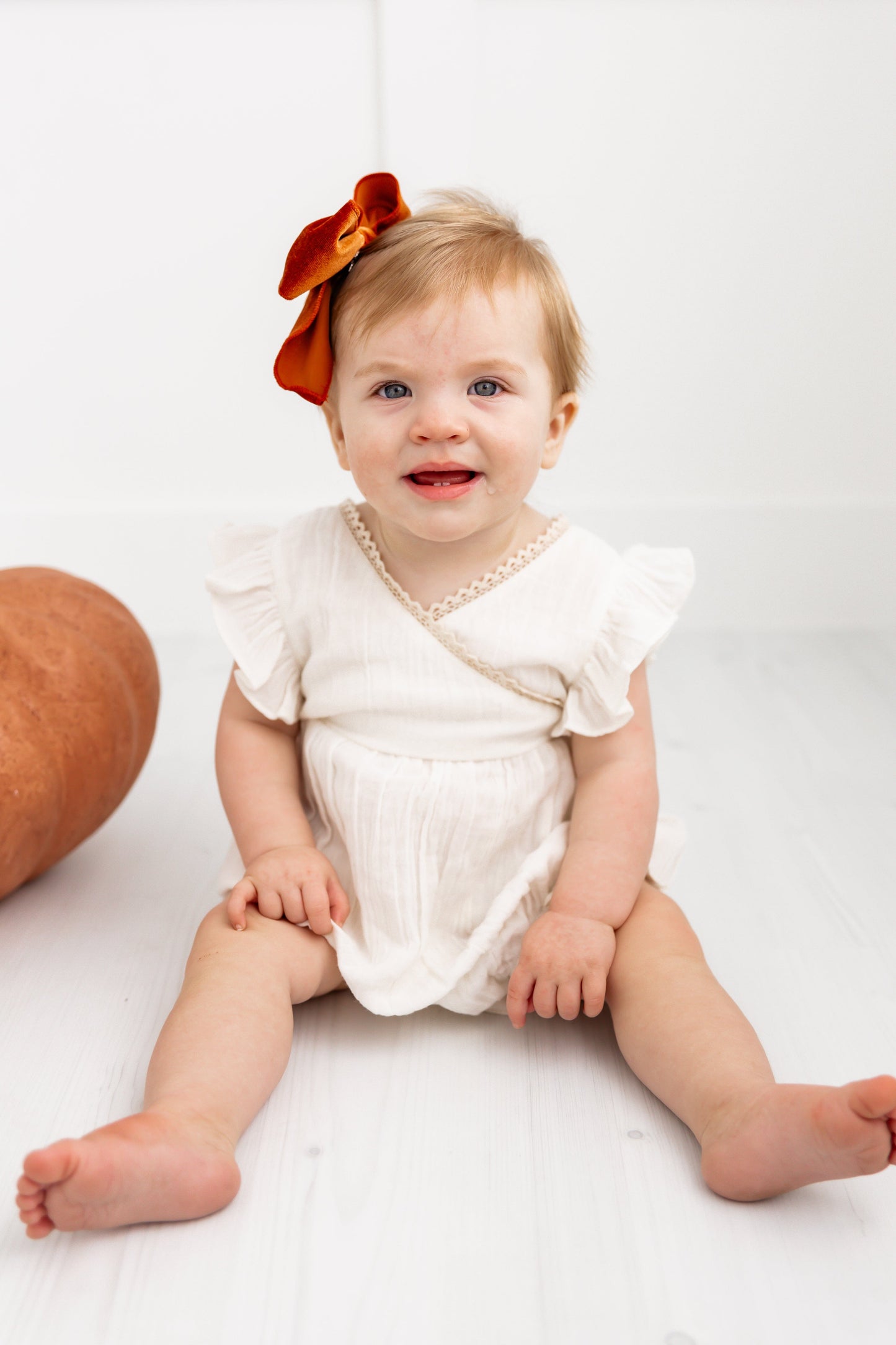 Double Gauze Off-White Solid Neck Lace & Sleeve Ruffle Romper Romper Yo Baby India