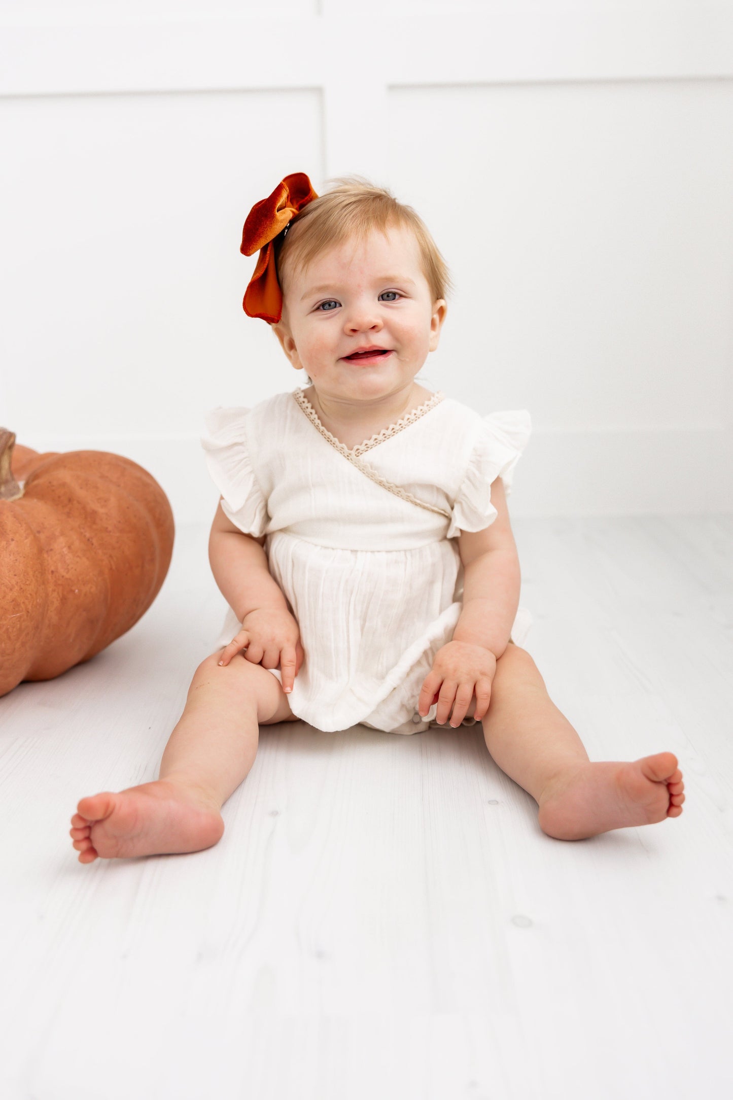 Double Gauze Off-White Solid Neck Lace & Sleeve Ruffle Romper Romper Yo Baby India