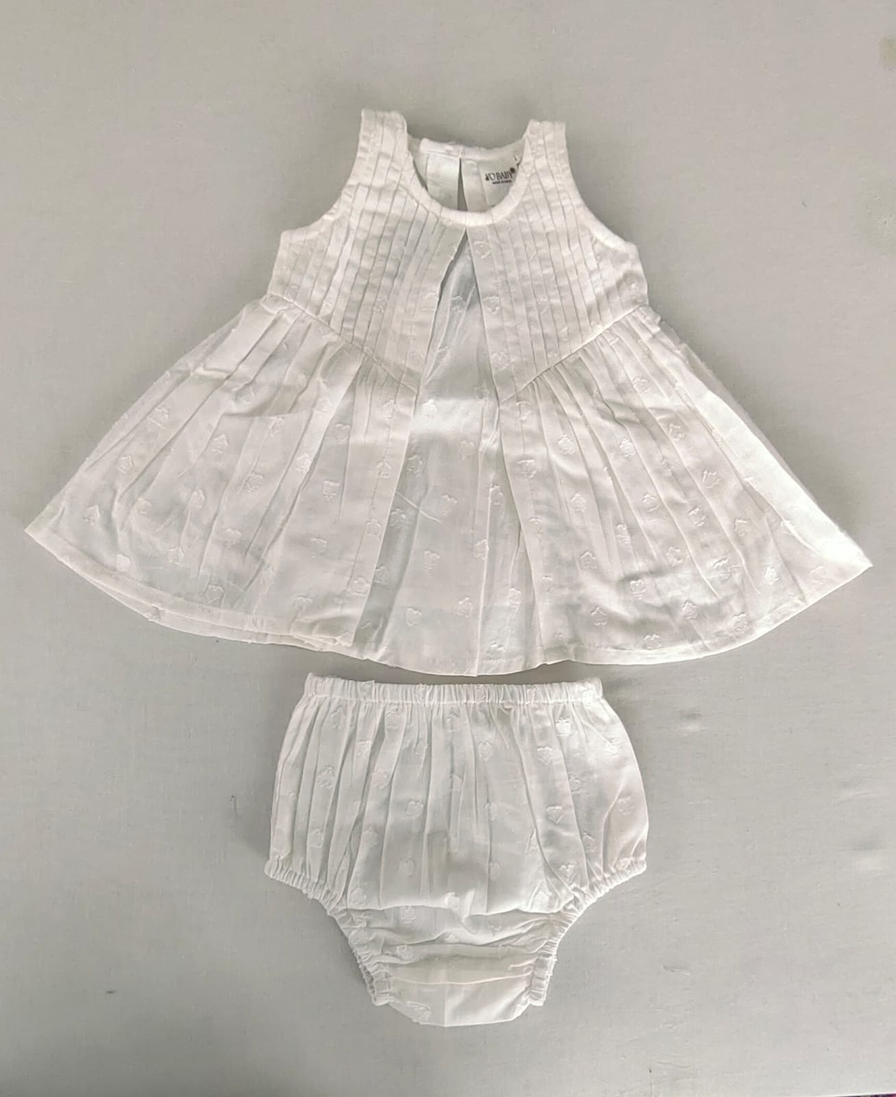White Solid Color Heart Dobby Pintuck Gathered Dress dress & diaper cover Yo Baby India