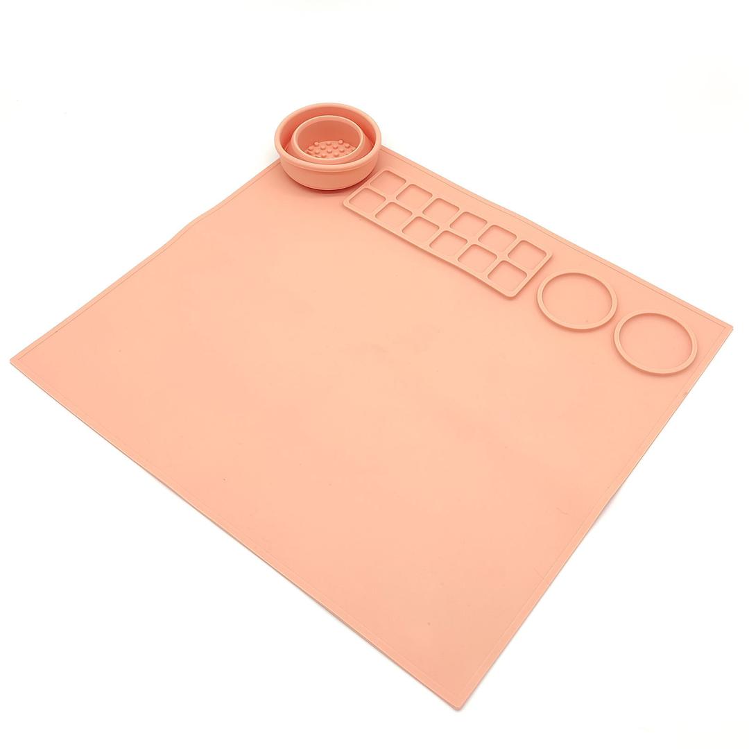 Silicone Arts & Crafts Mat with Collapsible Cup Feeding Set Yo Baby Wholesale
