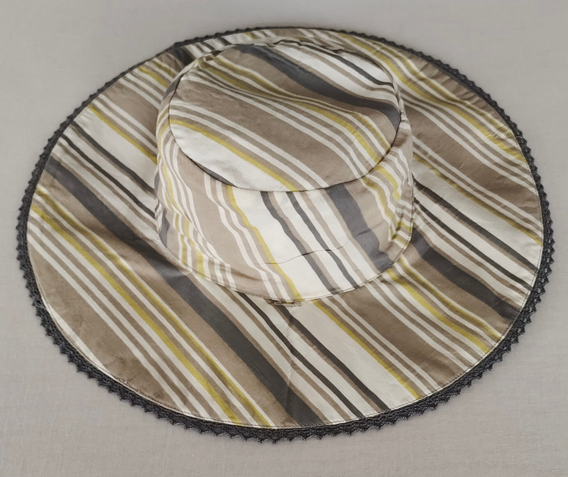 Reversible Brown Floral & stripe Kids' Sun Hat with Lace Detail CAP Yo Baby India 