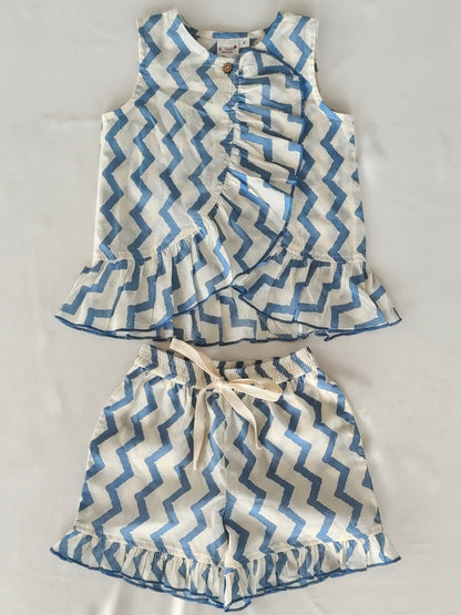 White and Blue Zigzag Print Frill Top & Shorts Set dress & diaper cover Yo Baby India 